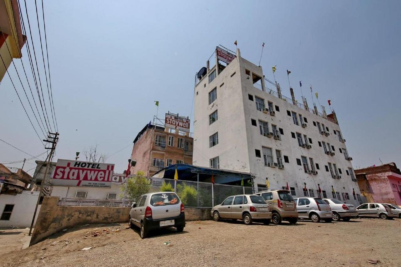 Staywell Hotel Pathankot Exterior photo